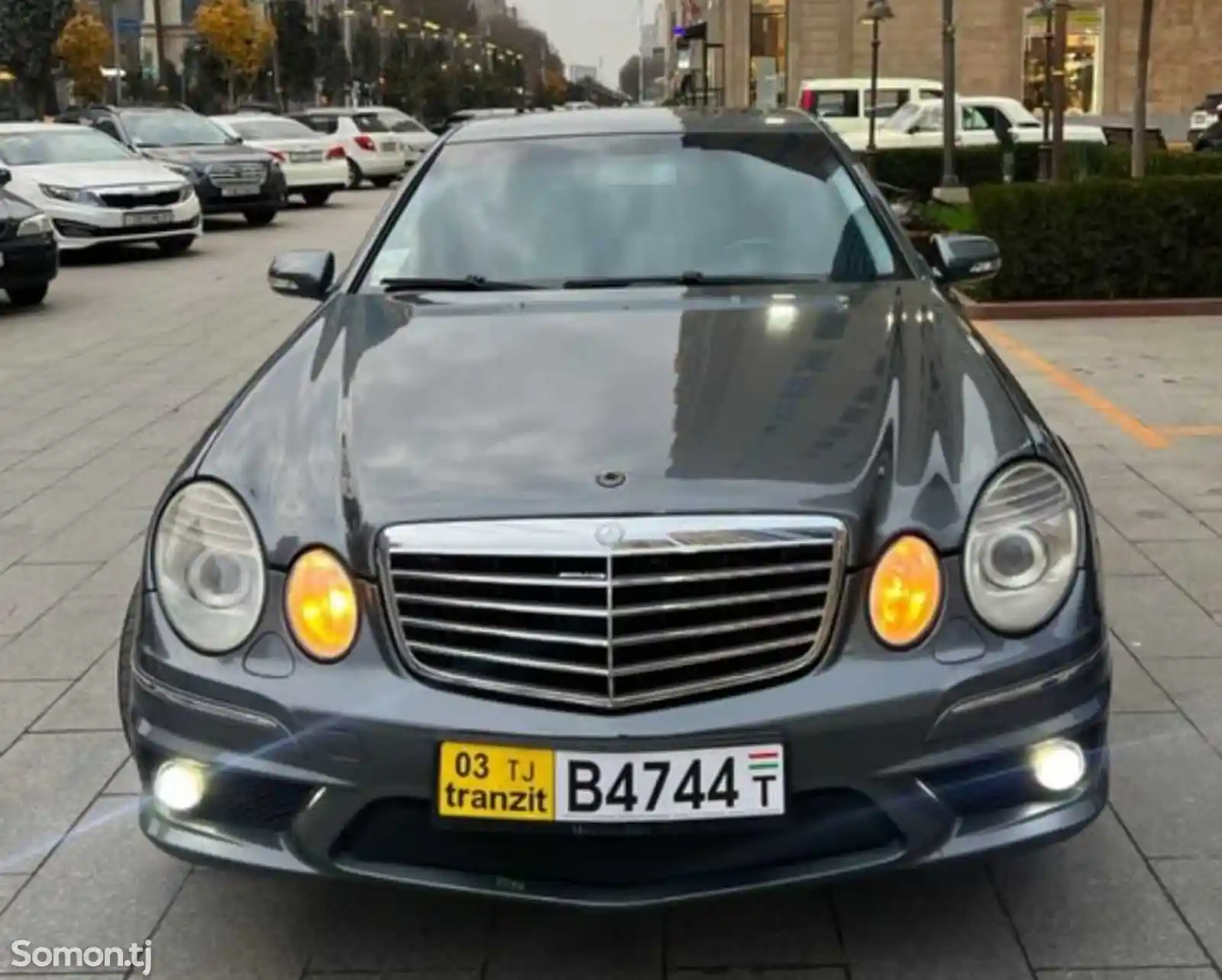 Лобовое стекло на Mercedes W211