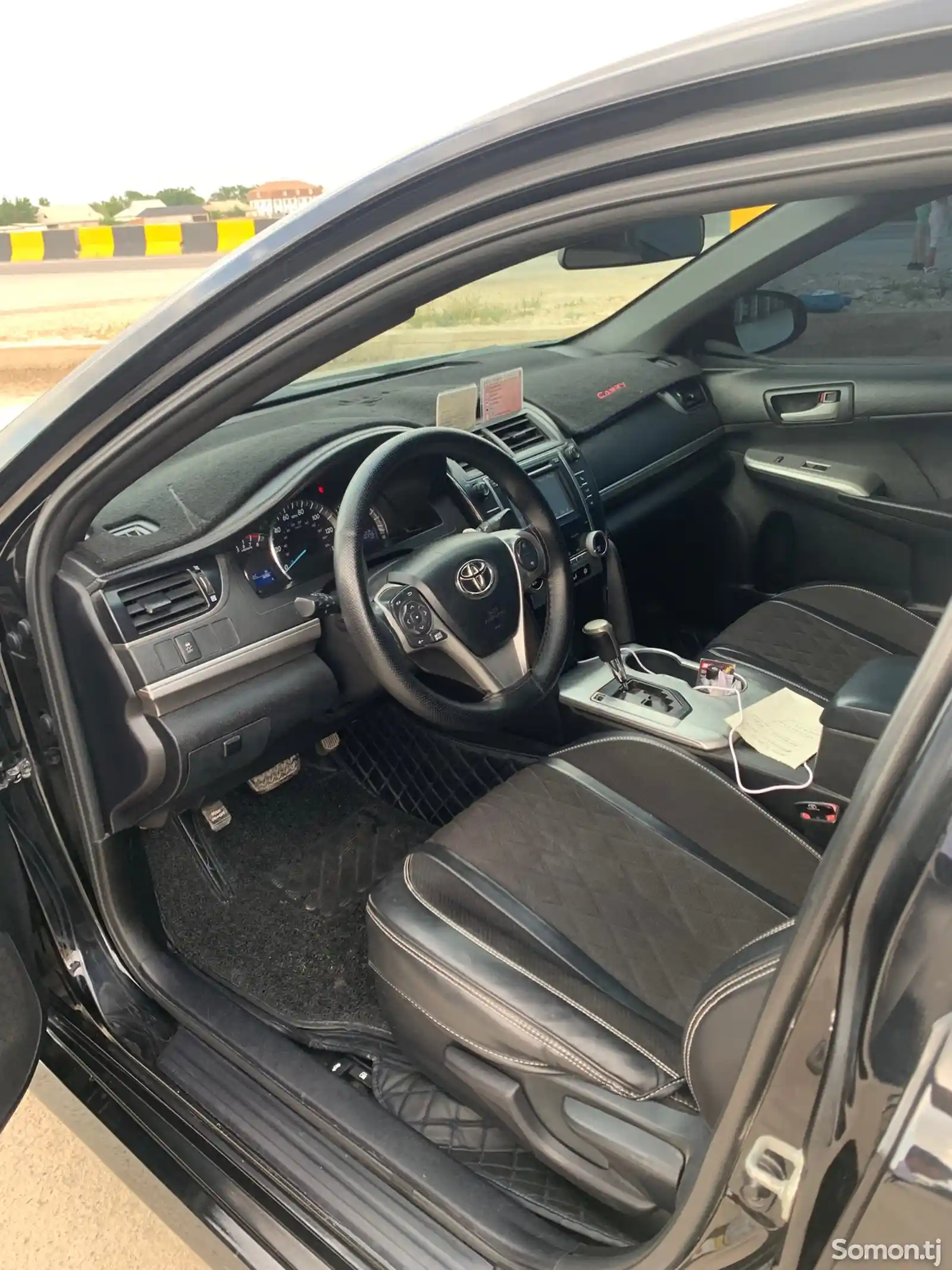 Toyota Camry, 2012-10