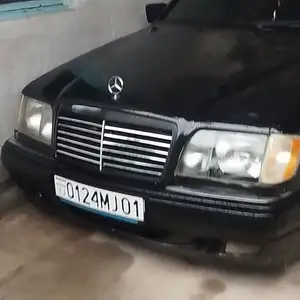 Mercedes-Benz W124, 1992