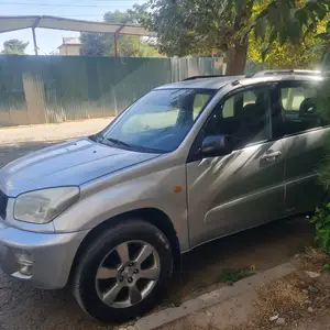 Toyota RAV 4, 2003