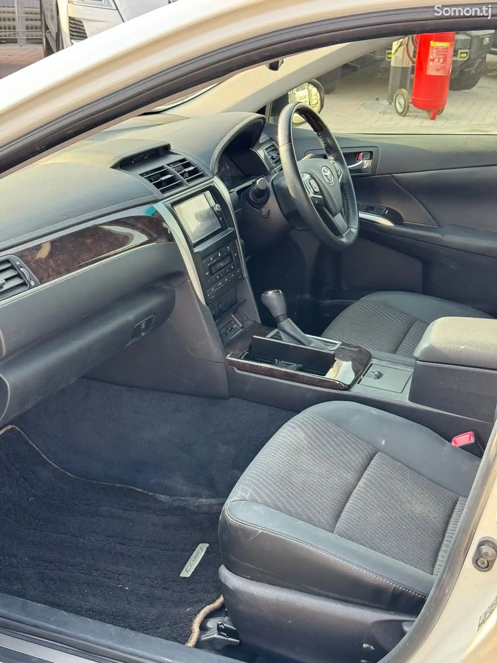 Toyota Camry, 2016-11