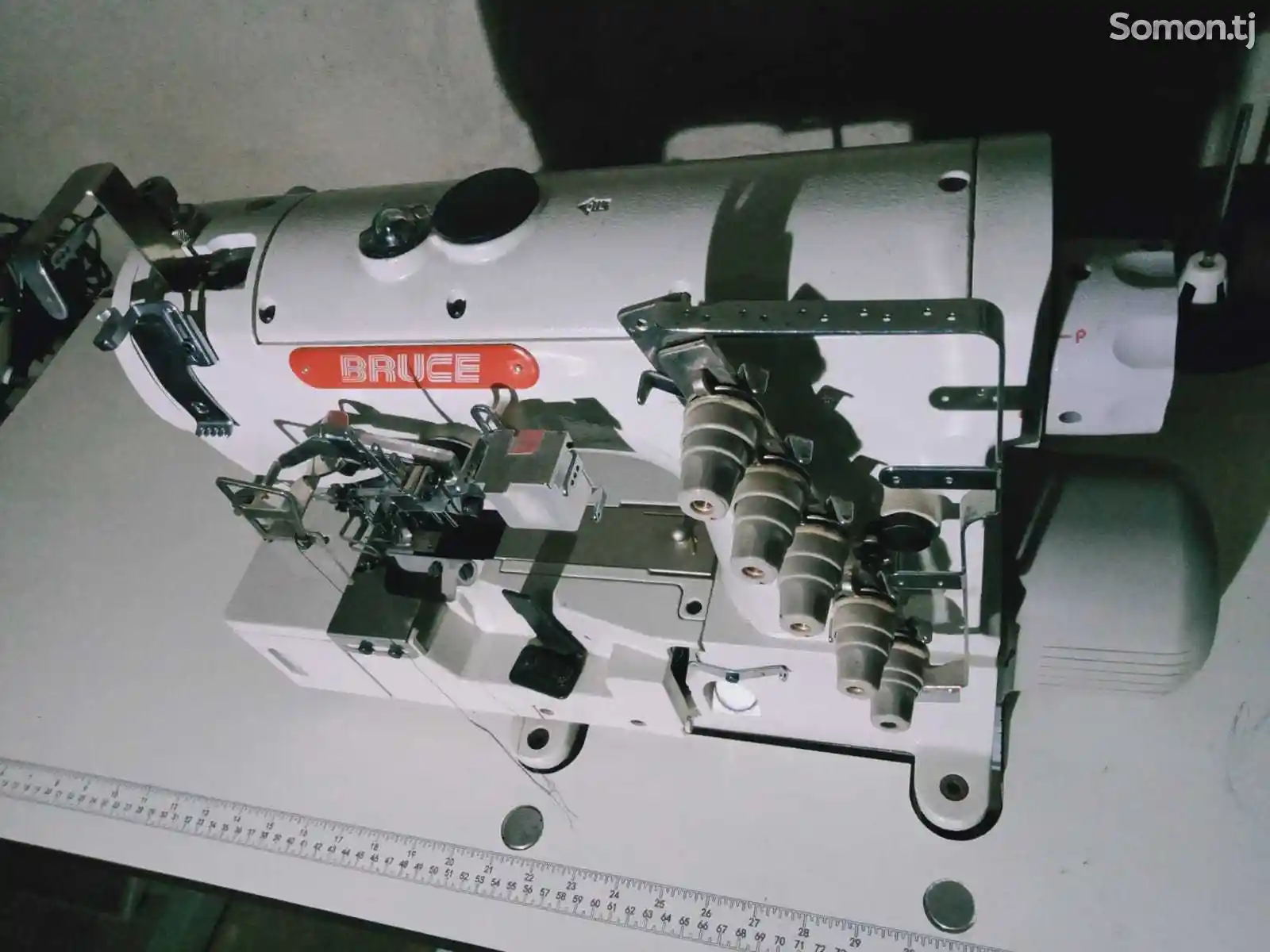 Швейная машина Bruce-4