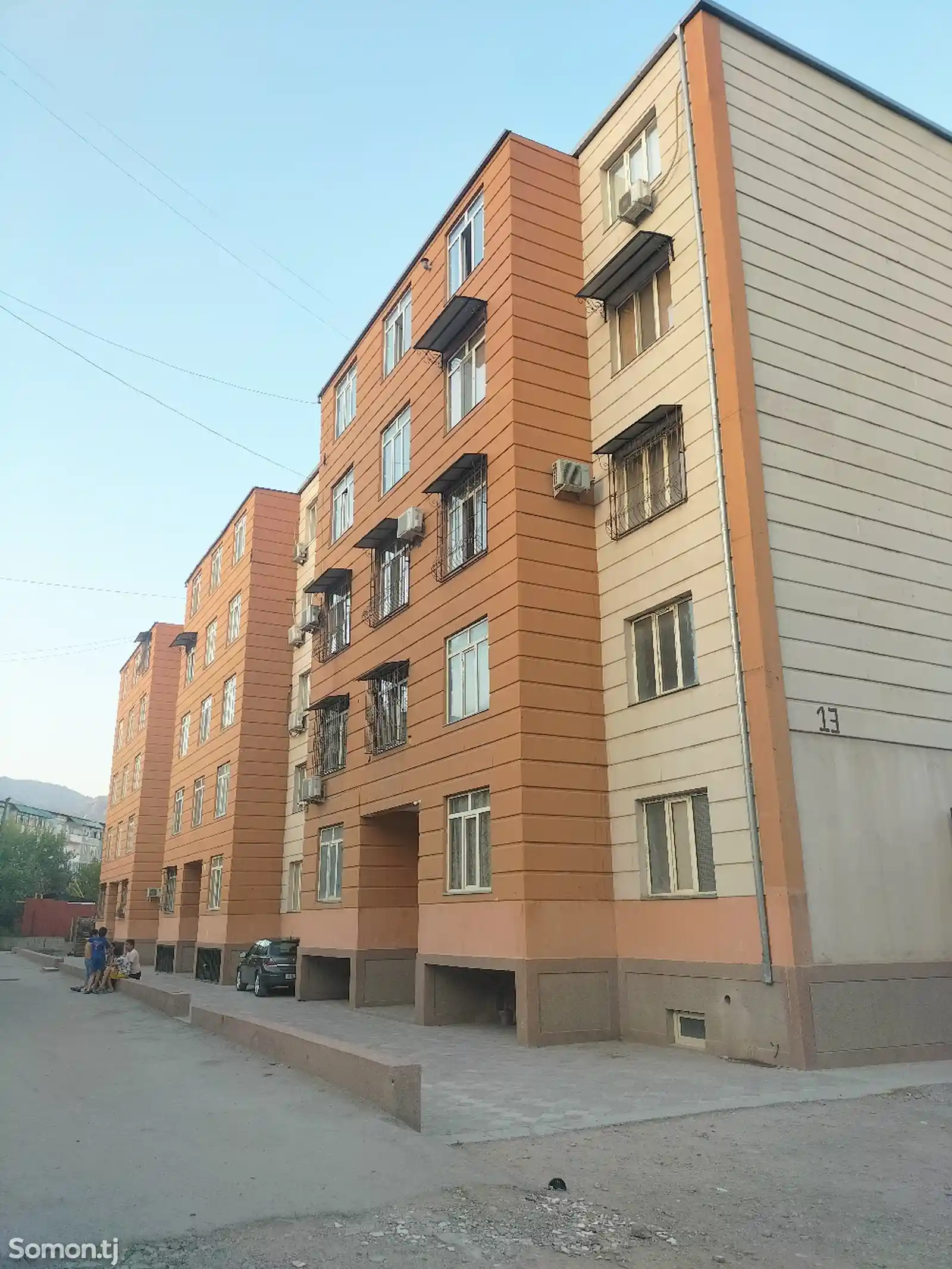 3-комн. квартира, 1 этаж, 86 м², 12 мкр