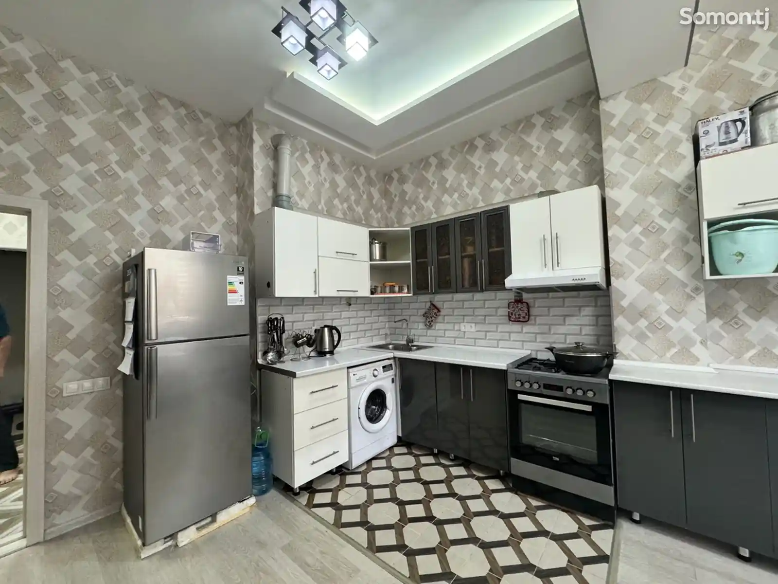 2-комн. квартира, 10 этаж, 77 м², Шохмансур-5