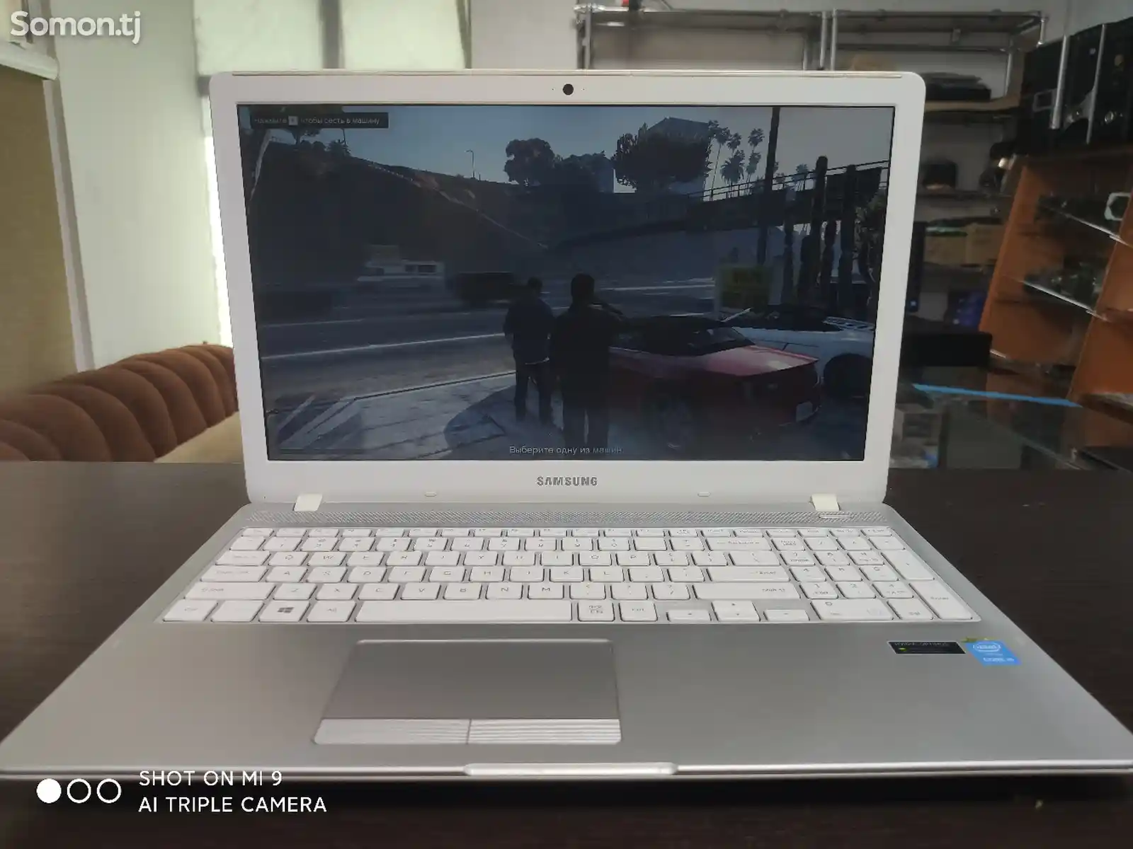 Ноутбук Samsung core i5 GeForce 2GB-12
