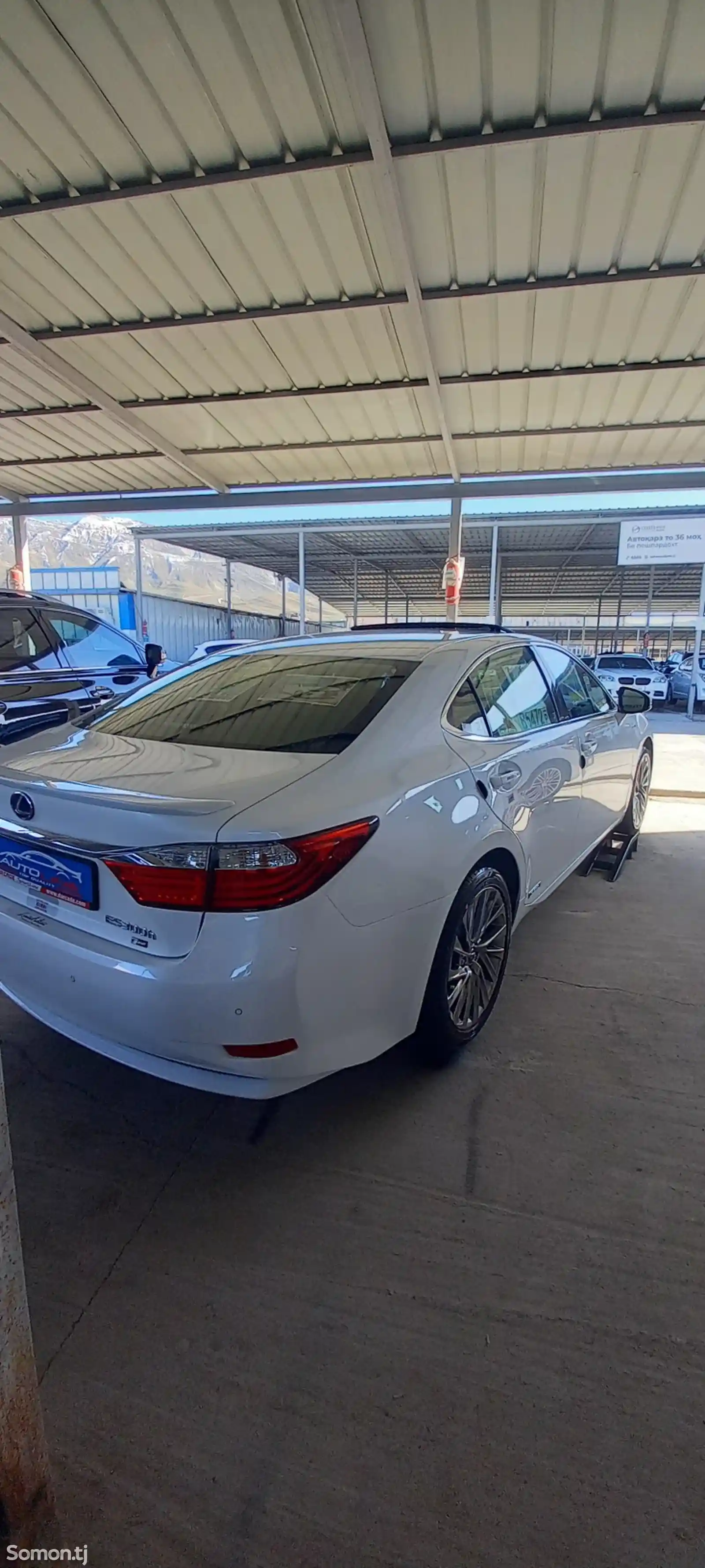 Lexus ES series, 2015-7