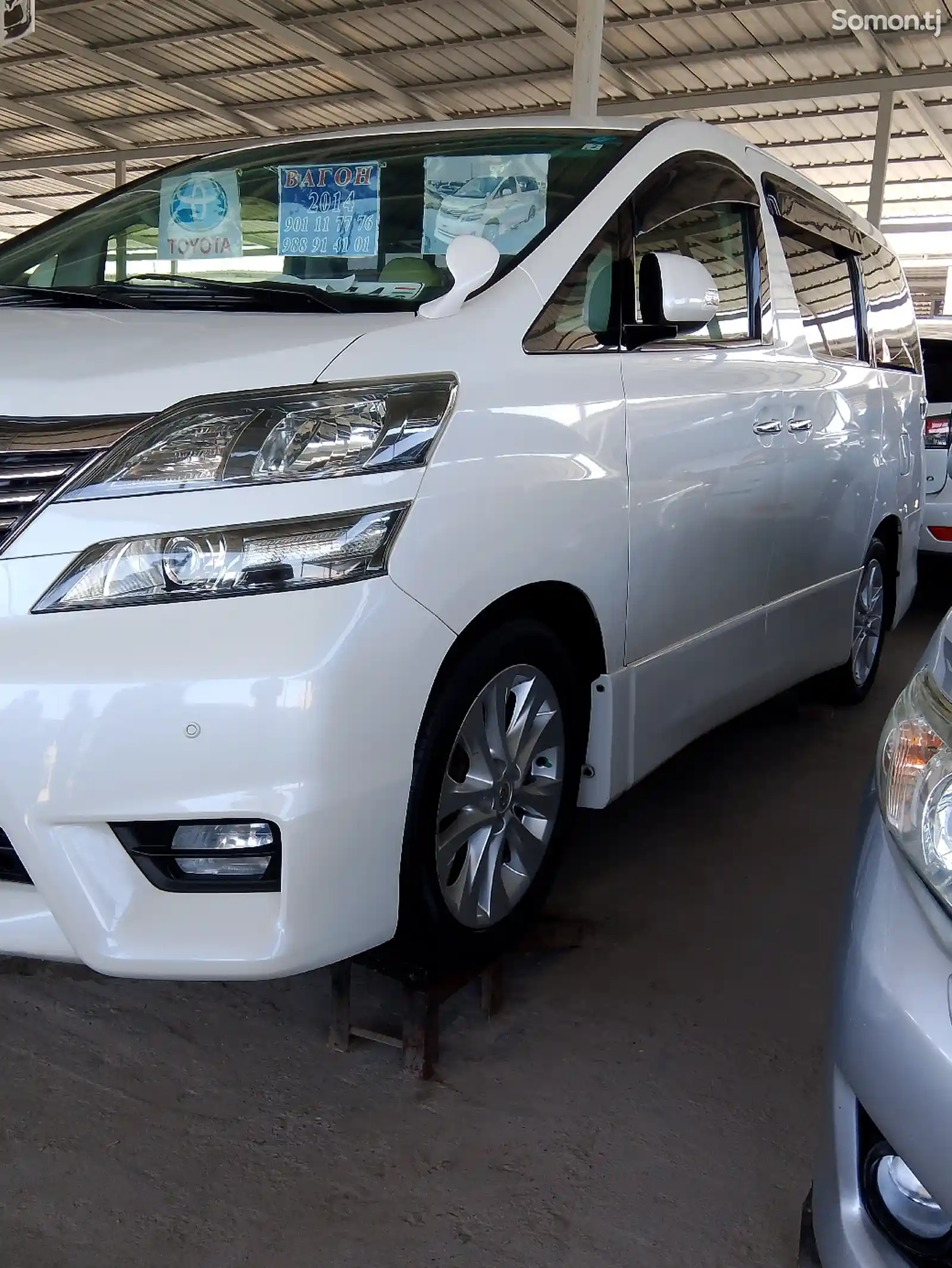 Toyota Vellfire, 2014-6