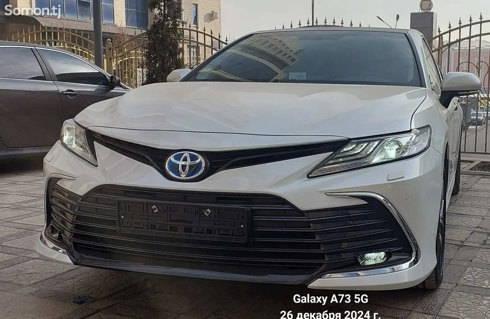 Toyota Camry, 2023-1