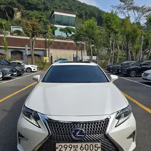 Lexus ES series, 2017