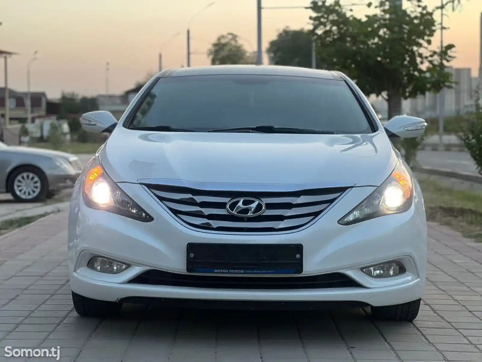 Hyundai Sonata, 2010-2