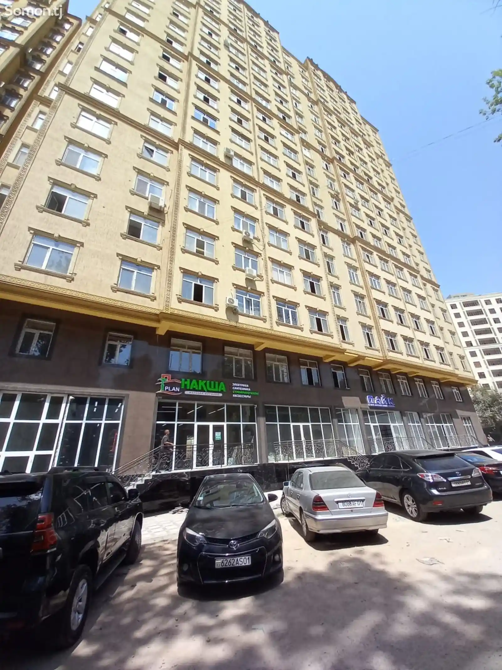 3-комн. квартира, 9 этаж, 107 м², Центр, Кинотеатр Ватан-1