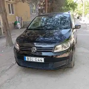 Volkswagen Touran, 2014