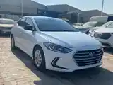 Hyundai Elantra, 2018-2