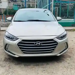 Hyundai Elantra, 2017