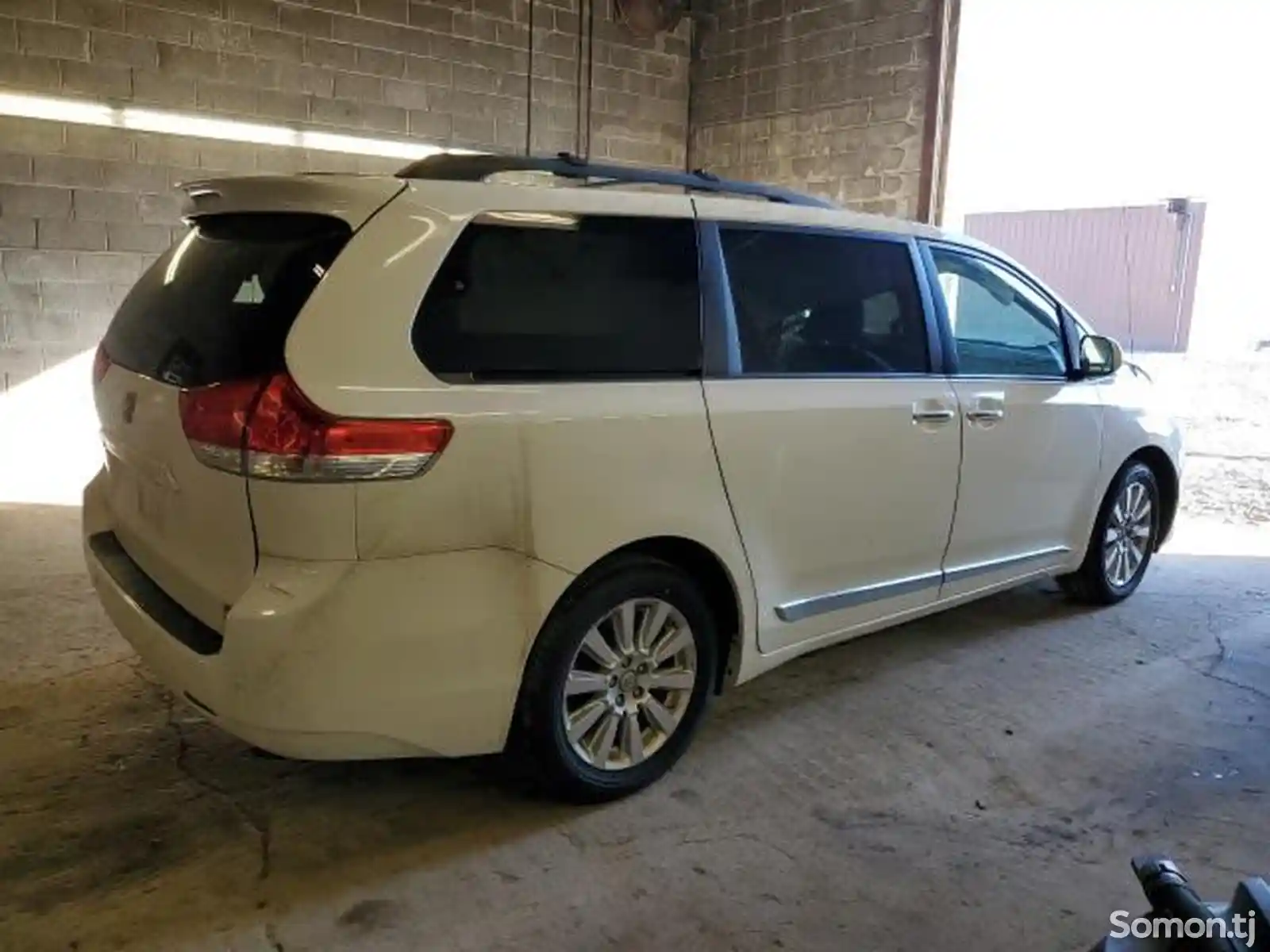 Toyota Sienna, 2014-6