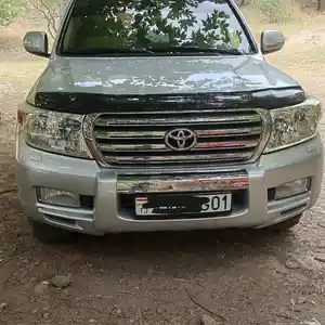 Toyota Land Cruiser, 2012