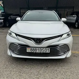 Toyota Camry, 2020