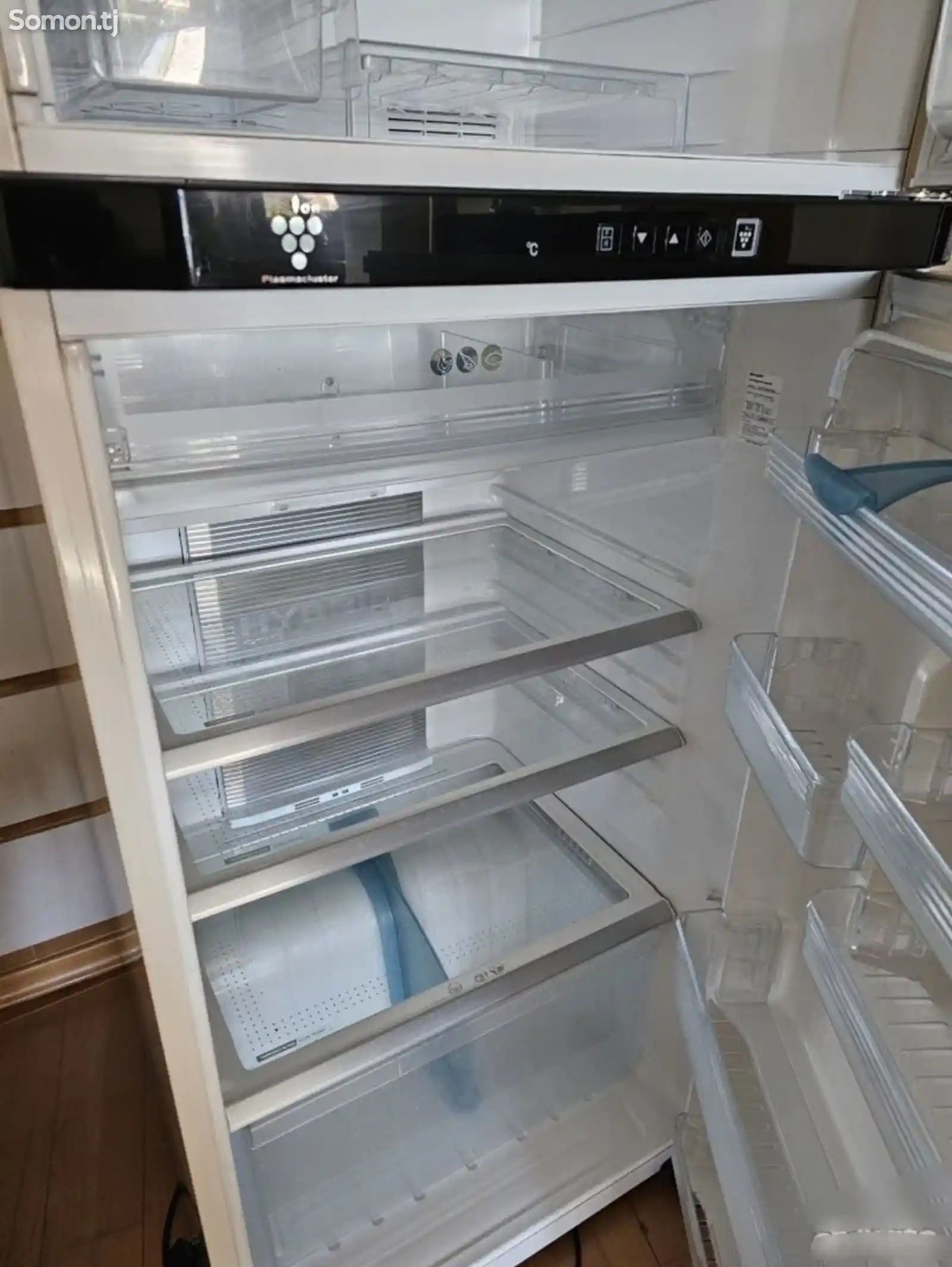 Холодильник Sharp-3