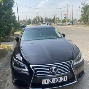 Lexus LS series, 2014