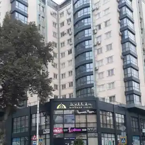 3-комн. квартира, 5 этаж, 102 м², И.Сомони