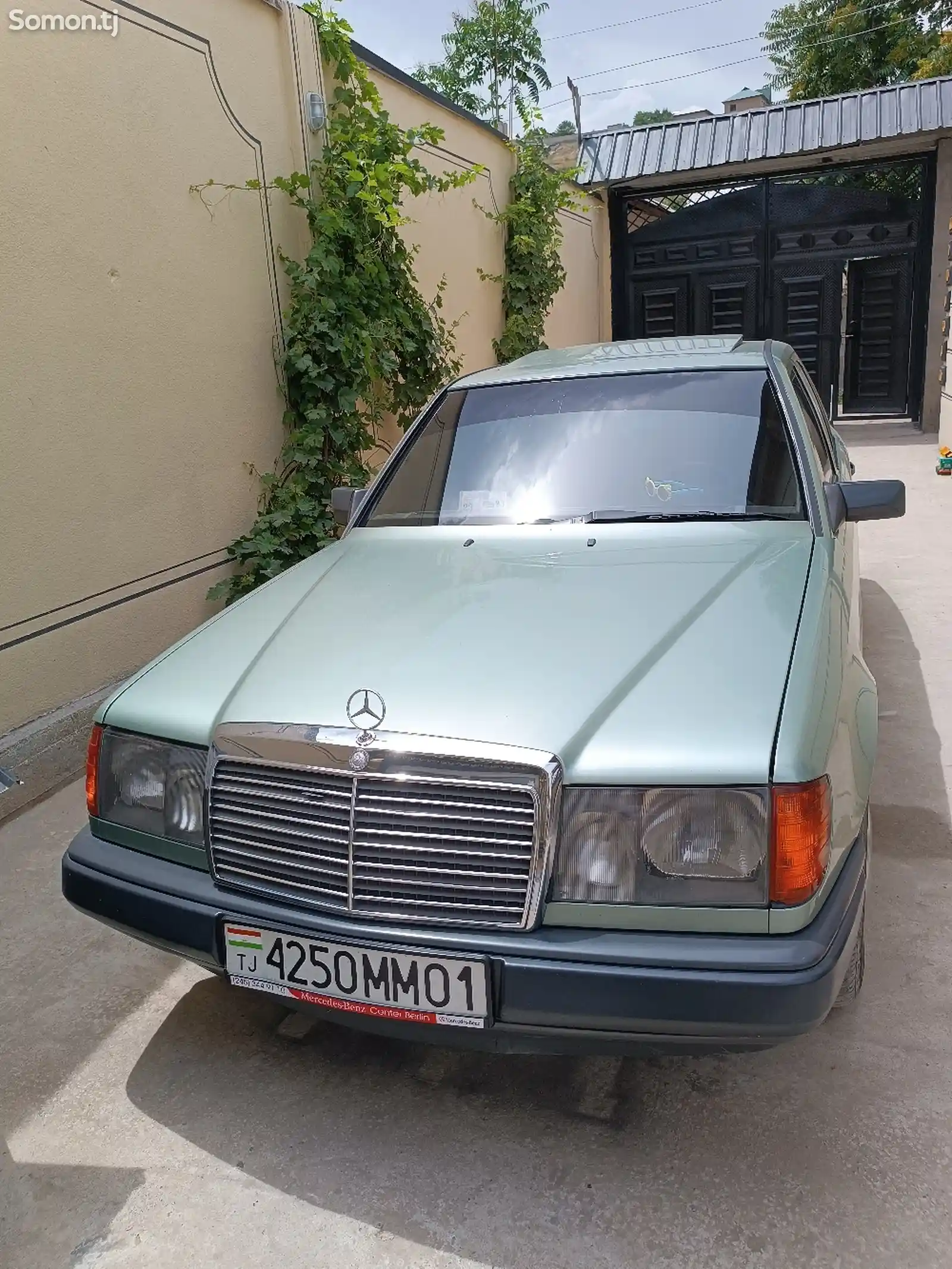 Mercedes-Benz W124, 1987-3