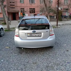 Toyota Prius, 2011