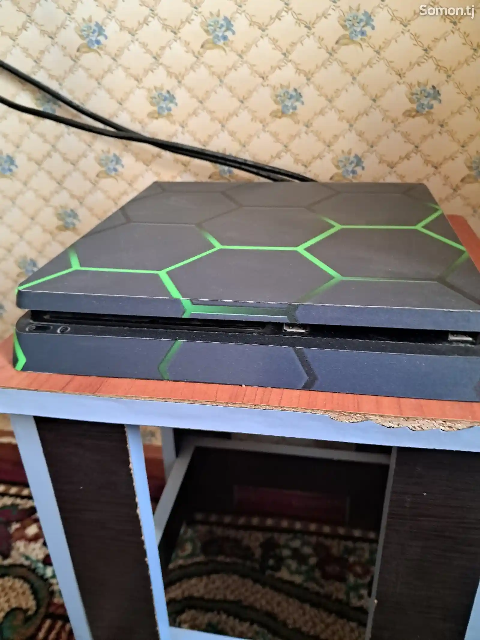 Игровая приставка PlayStation 4 Slim-6