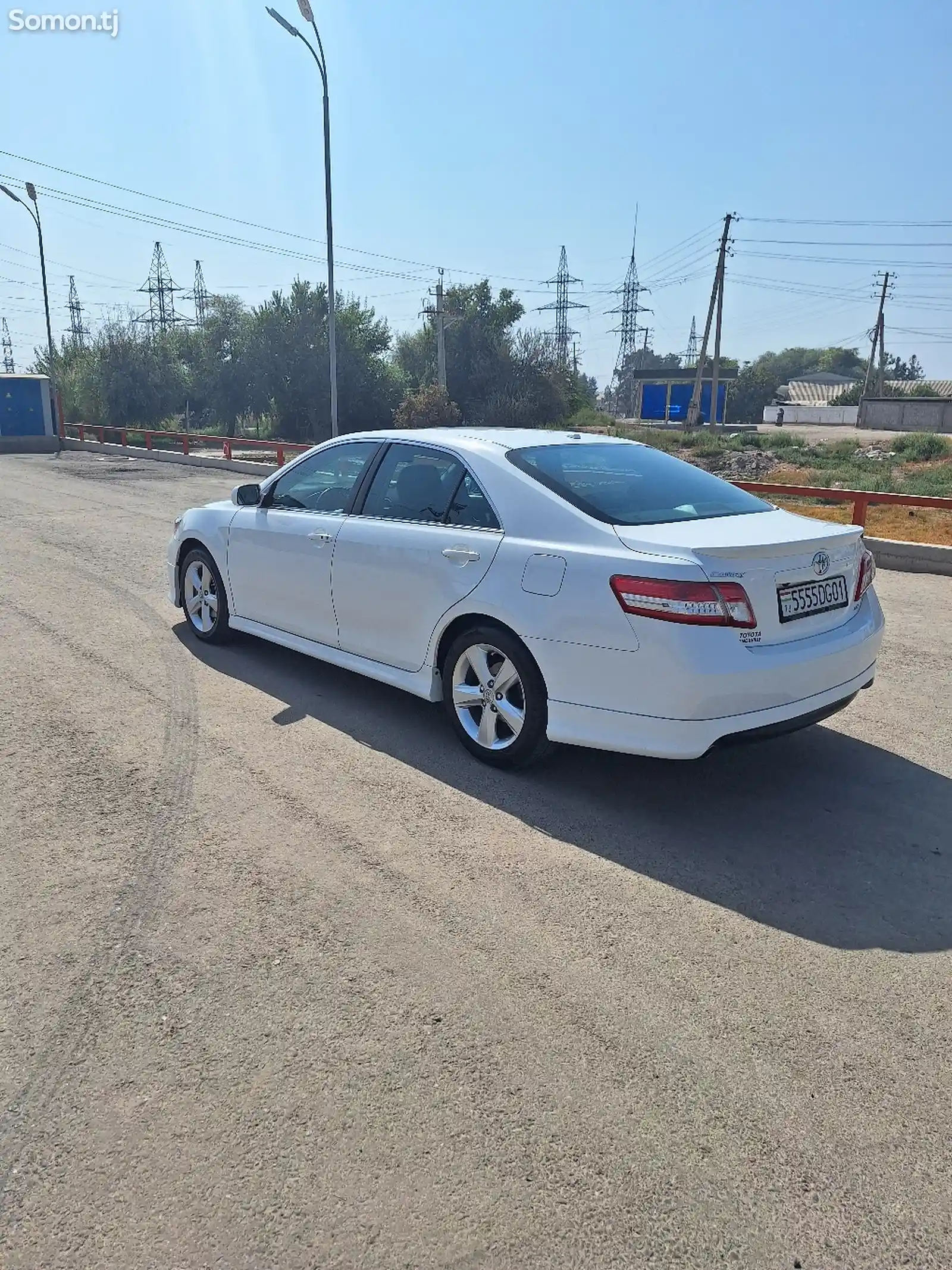 Toyota Camry, 2011-1