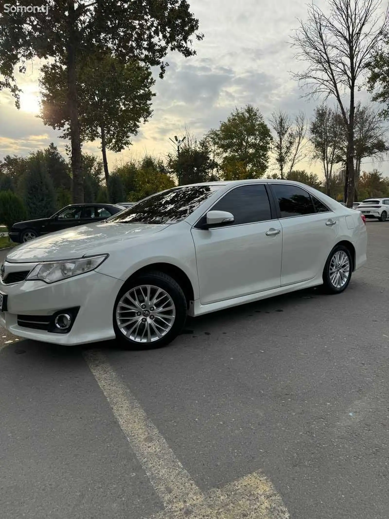 Toyota Camry, 2012-1