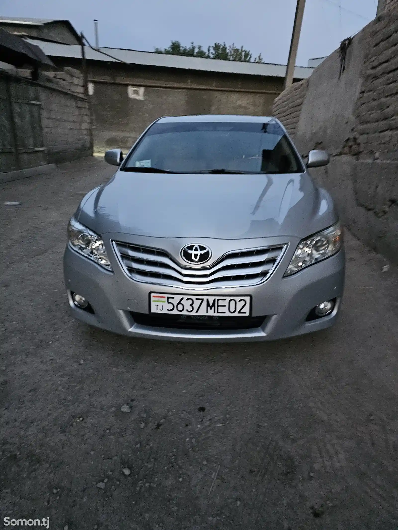 Toyota Camry, 2010-1