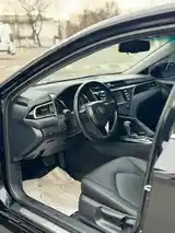 Toyota Camry, 2018-9