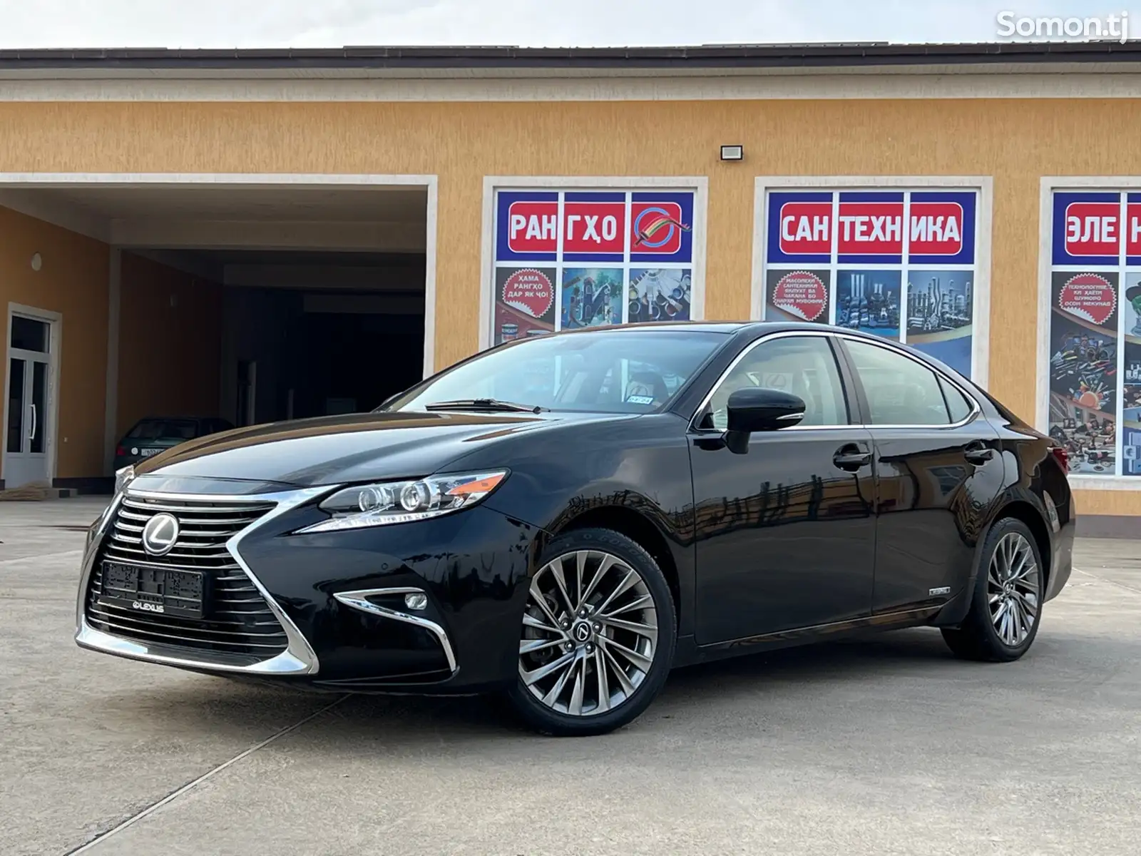 Lexus ES series, 2015-1