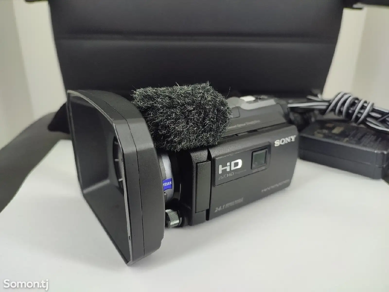 Видеокамера Sony HDR PJ 790-1