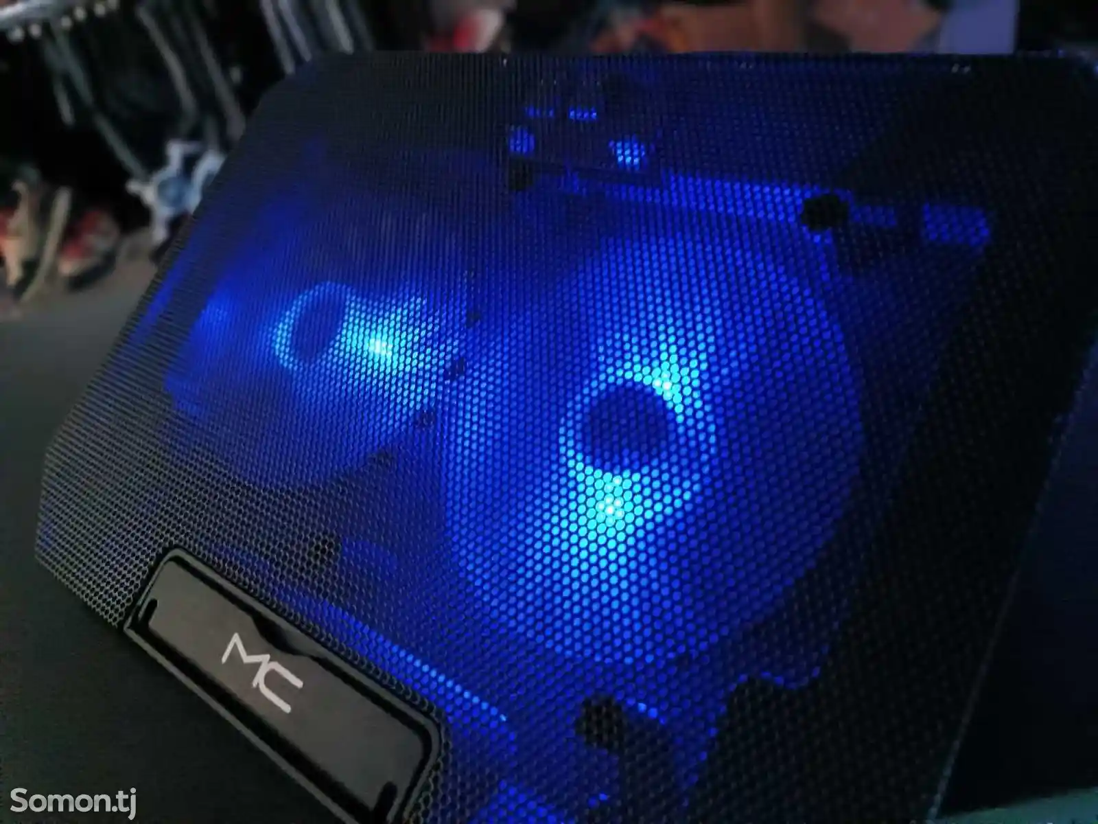 Кулер Подставка с RGB для Ноутбука-2