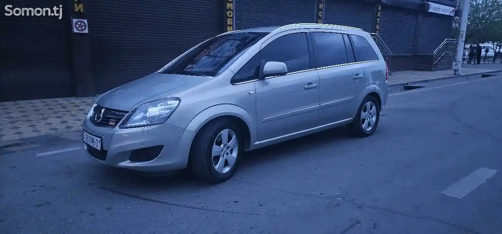 Opel Zafira, 2010-3