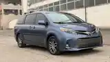 Toyota Sienna, 2015-3