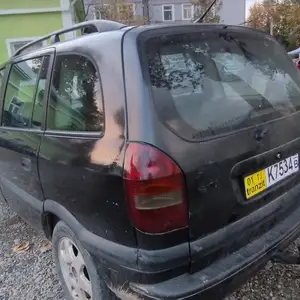 Opel Zafira, 2000