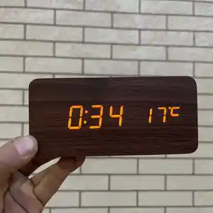 Настольные часы с термометром
