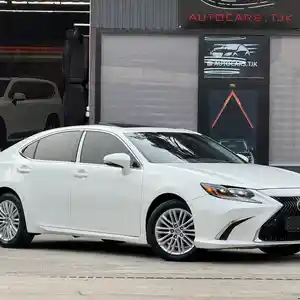 Lexus ES series, 2014