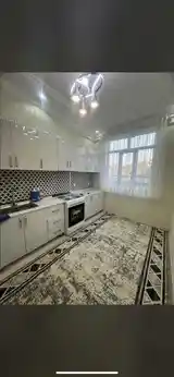 2-комн. квартира, 3 этаж, 80м², мехргон-6