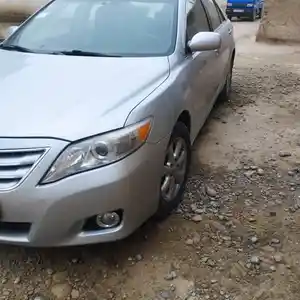 Toyota Camry, 2010