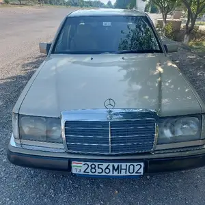 Mercedes-Benz W124, 1991