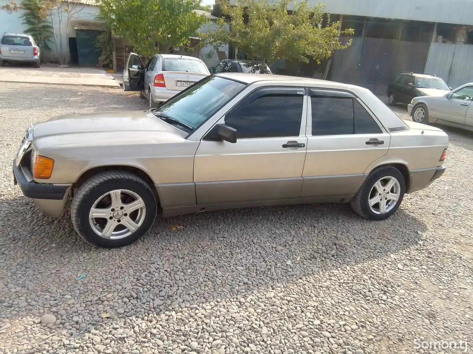 Mercedes-Benz W124, 1990-6