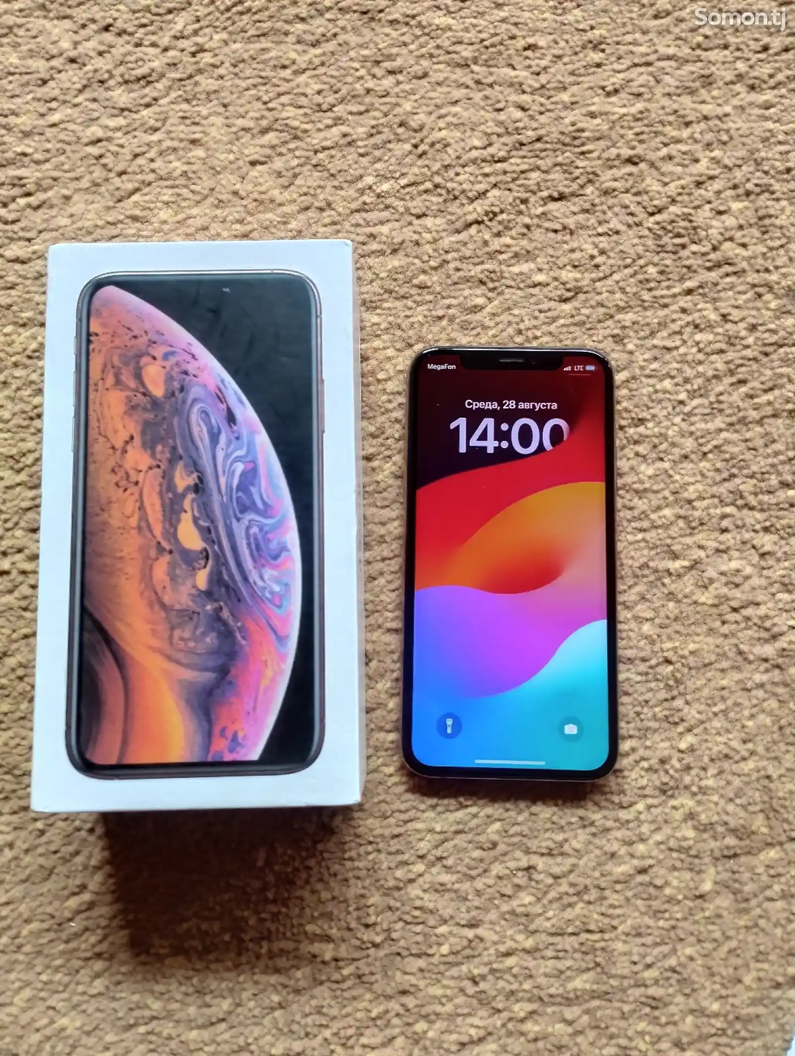 Apple iPhone Xs, 64 gb, Gold-1