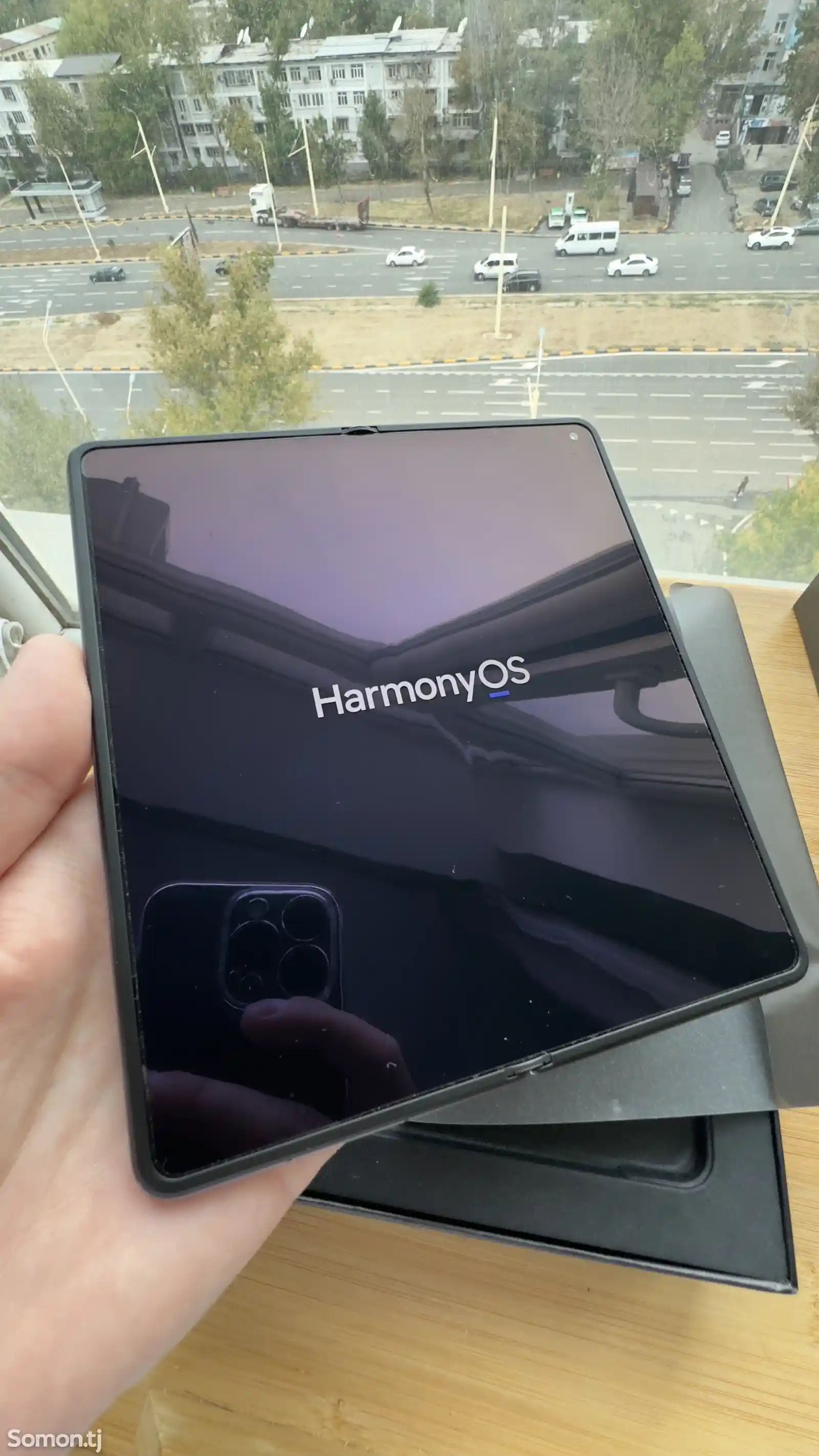 Huawei Mate X5-1