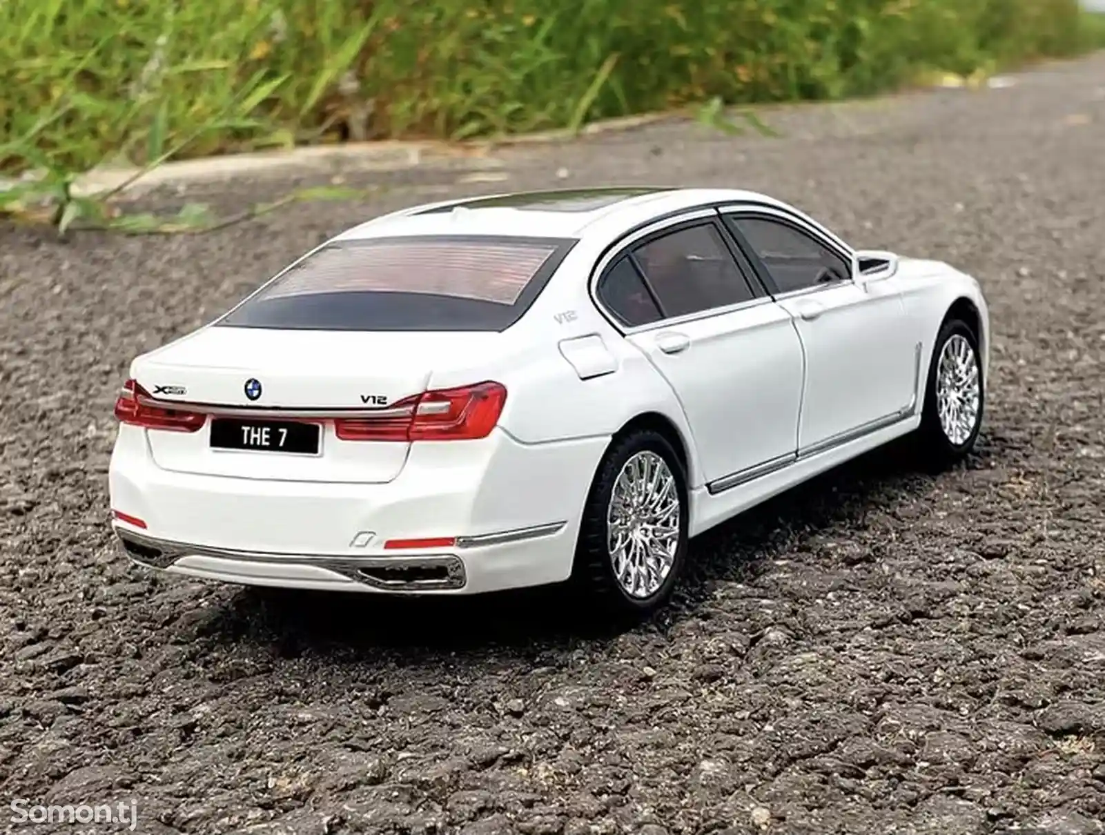 Коллекционная машинка BMW 7-3