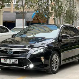 Toyota Camry, 2015