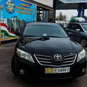 Toyota Camry, 2010