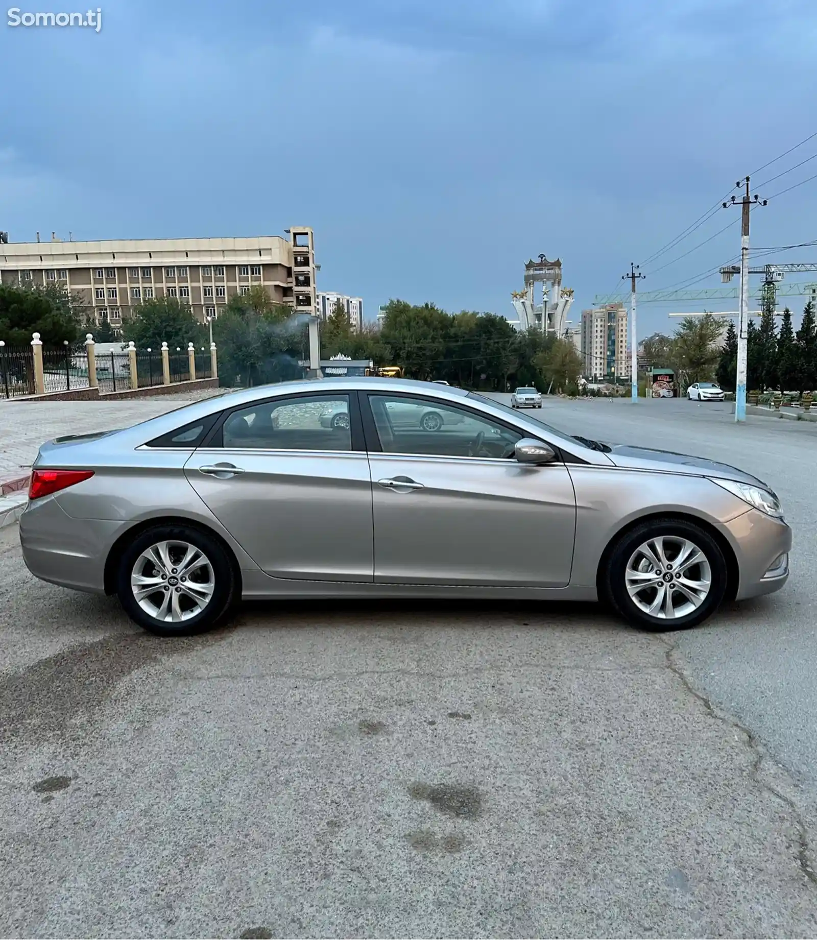 Hyundai Sonata, 2010-7