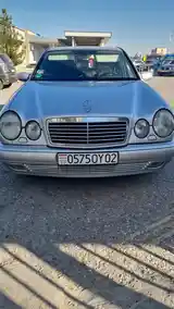 Mercedes-Benz E class, 1996-7